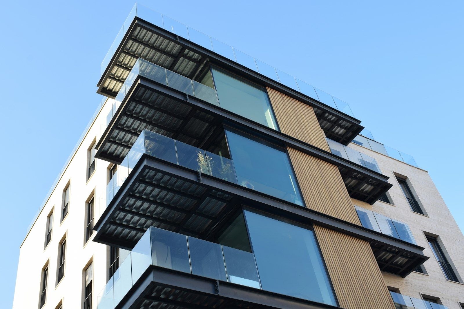 Glass that keeps its cool